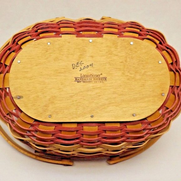 Longaberger 2004 Christmas Collection Red Get Together Basket w/ Liner Protector - Picture 14 of 15